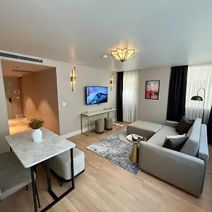 weingart-suites.istanbul-turkeyhotels.com/